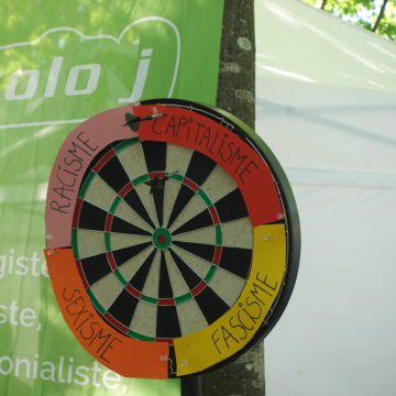 rentrée campus ULB 2025 flechettes
