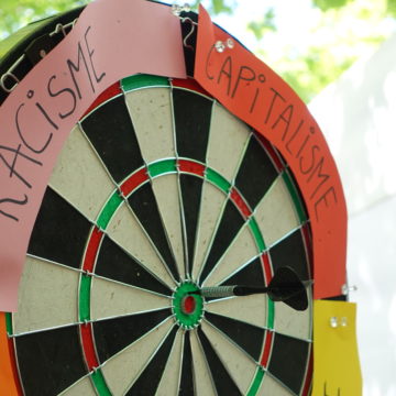 rentrée campus ULB 2025 flechettes